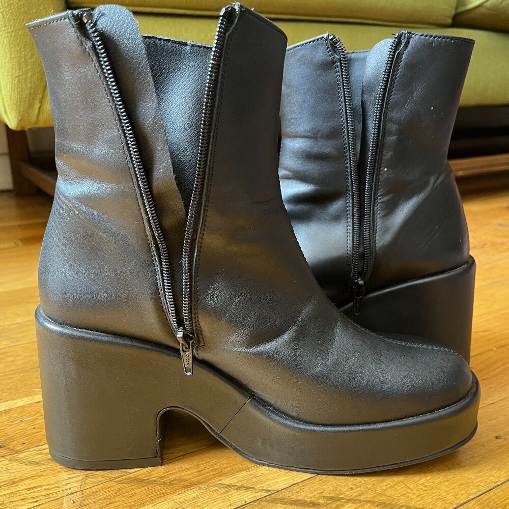Intentionally Blank Maria Platform Ankle Boot